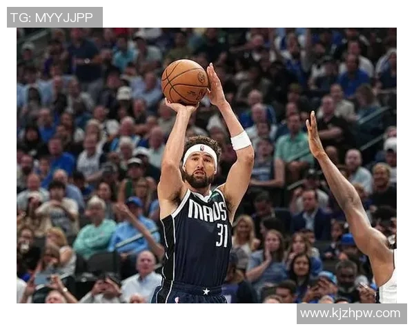 独行侠队球员个人表现抢眼,备战新赛季 独行侠队球员个人表现抢眼,备战新赛季